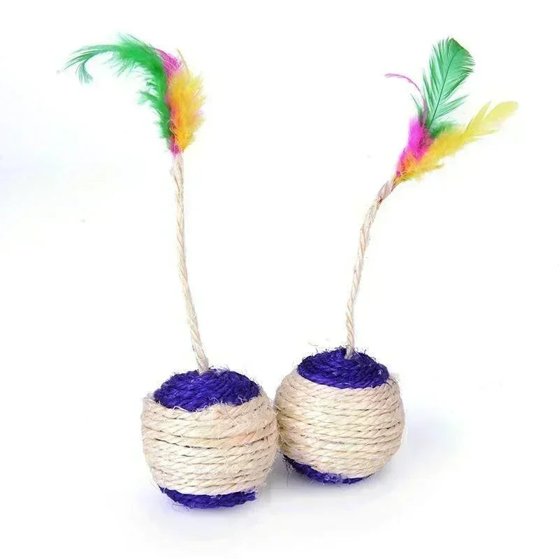 Sisal Scratching Ball Cat Toy (Random Color)